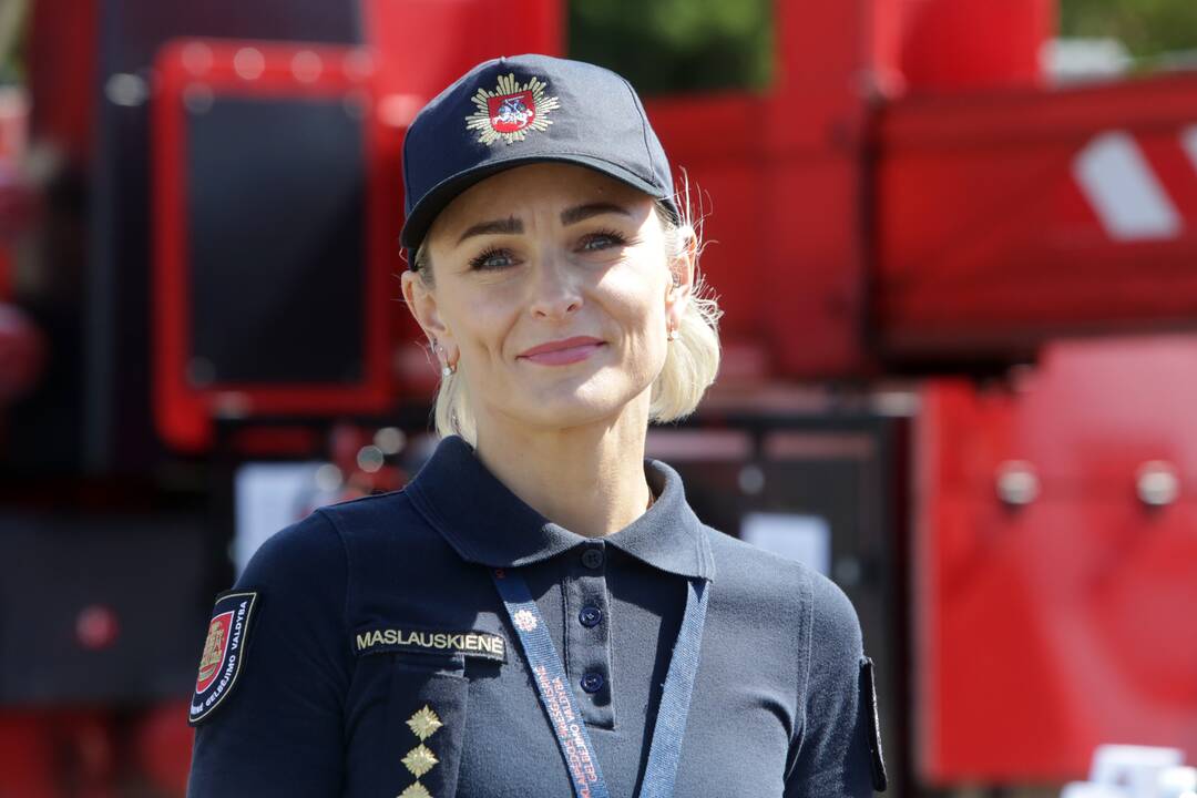 Rizika: anot specialistų, nekaltas eksperimentas su ugnimi gali virsti ir didele nelaime.