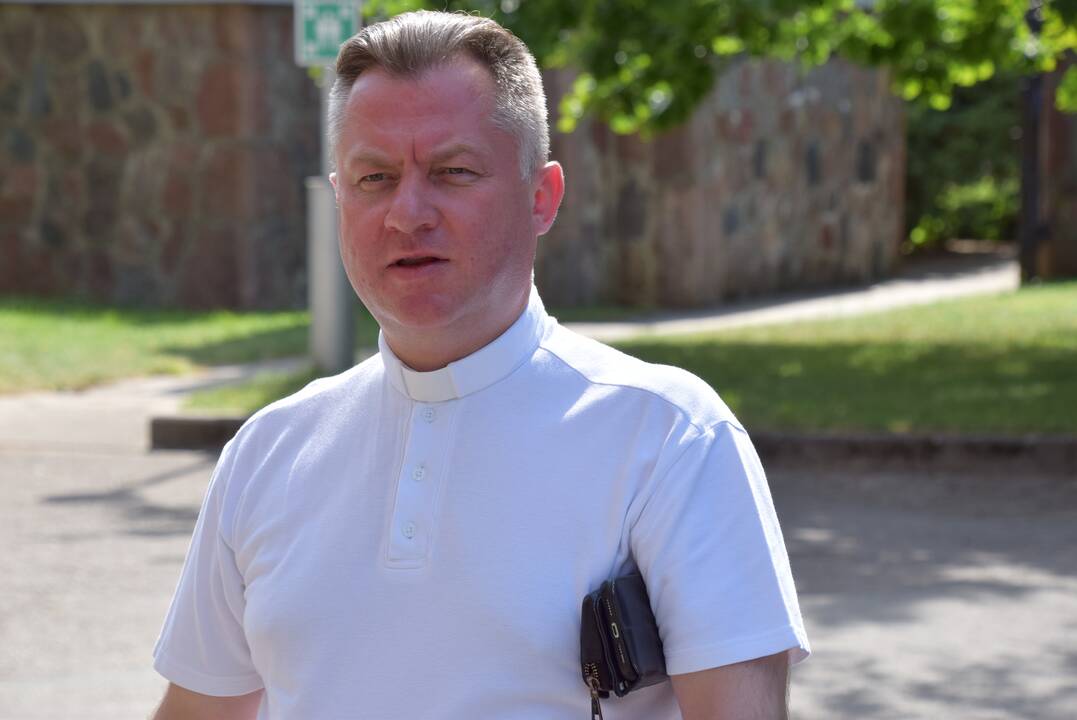 Simbolis: klaipėdiečiai Romoje nusifotografavo ir su Lietuvos trispalve.