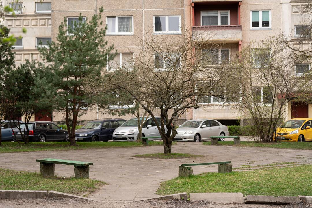 Skundas: likvidavus 226-ąją daugiabučių namų bendriją, naujiems būsto administratoriams neatiduoda dokumentų.