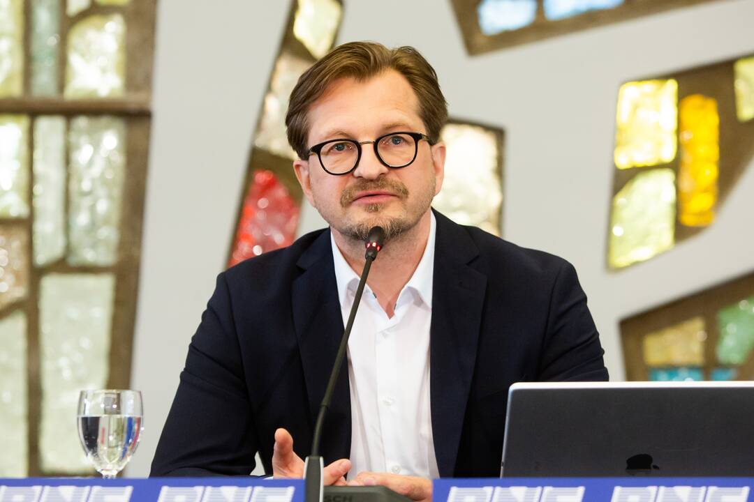Situacija: dėl vangios prezidento rinkimų kampanijos komunikacijos ekspertai kaltina ir pačią visuomenę, kuri neberodo pastangų ginti demokratijos.