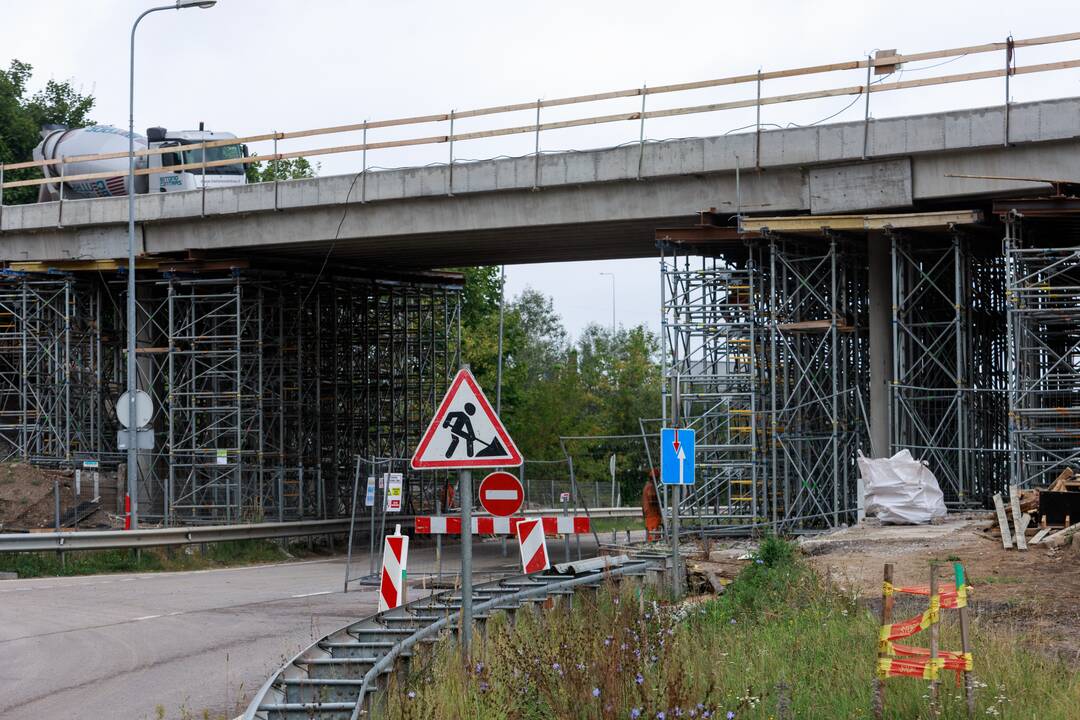 Terminas: Marvelės viaduku automobiliai galės važiuoti nuo rugsėjo pradžios.