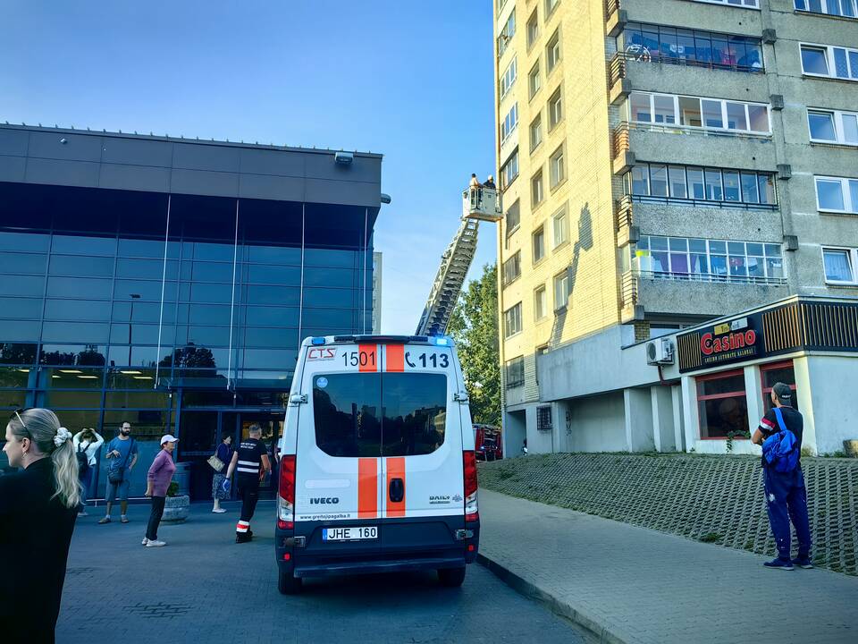 Grėsmė: paspirtuko baterijos pirmadienį Kaune sukeltas sprogimas sukėlė tiesioginį pavojų žmonių gyvybei.