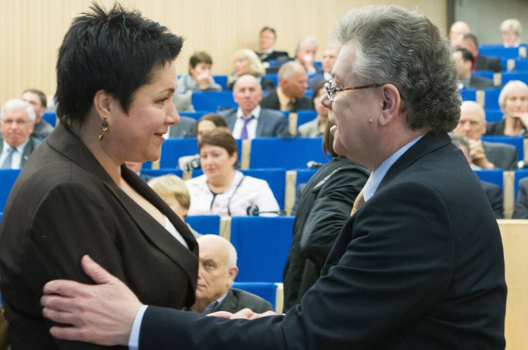  Atomazga: D. Gudzinevičiūtė didele persvara laimėjo rinkimų dvikovą su M. Marcinkevičiumi.