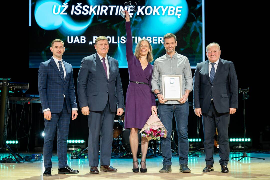 Geriausieji: šiemet apdovanojimai įteikti vienuolikoje nominacijų ir konkurso „Sukurta Kauno rajone“ nugalėtojams.