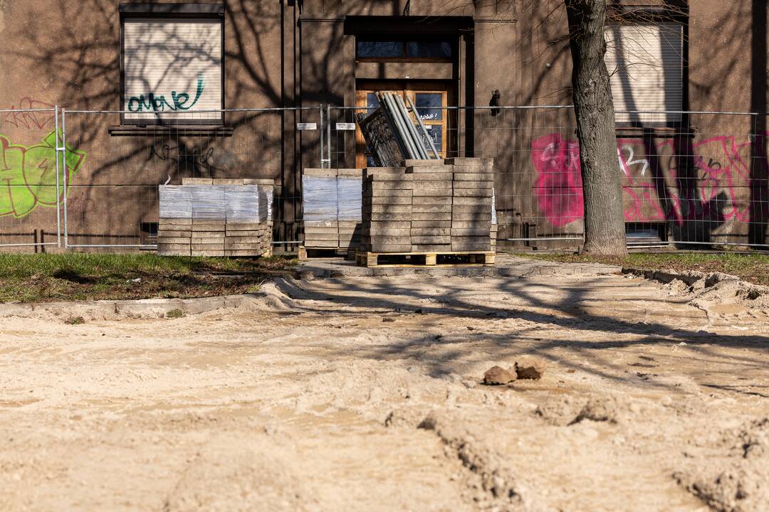Darbai: Karaliaus Mindaugo prospekte ruošiamasi tvarkyti šilumos tinklus.