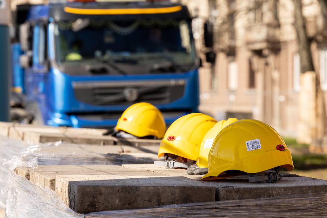 Darbai: Karaliaus Mindaugo prospekte ruošiamasi tvarkyti šilumos tinklus.