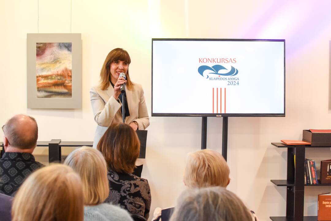 Akimirka: įteikus apdovanojimus, visi konkurso dalyviai ir organizatoriai buvo kviečiami bendrai nuotraukai.