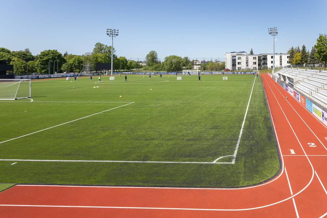 Treniruotės: Kauno rajono „Hegelmann“ futbolo komanda turi puikias sąlygas tobulinti įgūdžius.