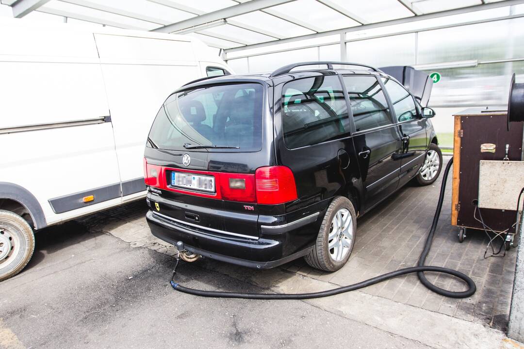 Pagalba: žibintų reguliavimas yra vienintelė procedūra, kurią apžiūros metu gali atlikti pats kontrolierius.