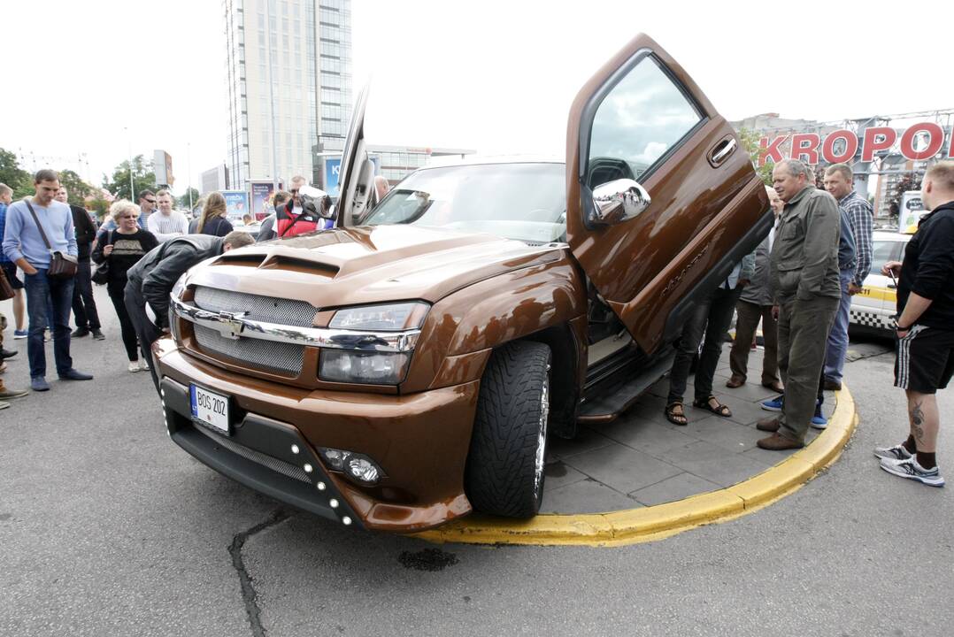  Netausoja: pavežėjų automobiliai kartais būna it nuvarytas arklys – su didele rida ir pribaigtu varikliu.
