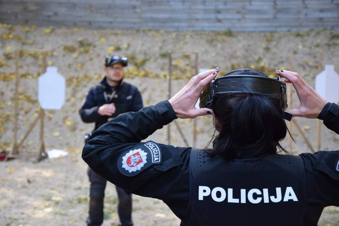 Profesija: kiokušin karatė asas V. Rudelis atsakingas už būsimų policijos pareigūnų fizinį ir taktinį parengimą.