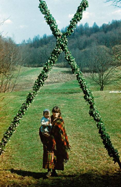 Tradicijos: Jurginės Lietuvoje buvo laikomos pavasario sutikimo švente, kurių metu vykdavo įvairios apeigos.