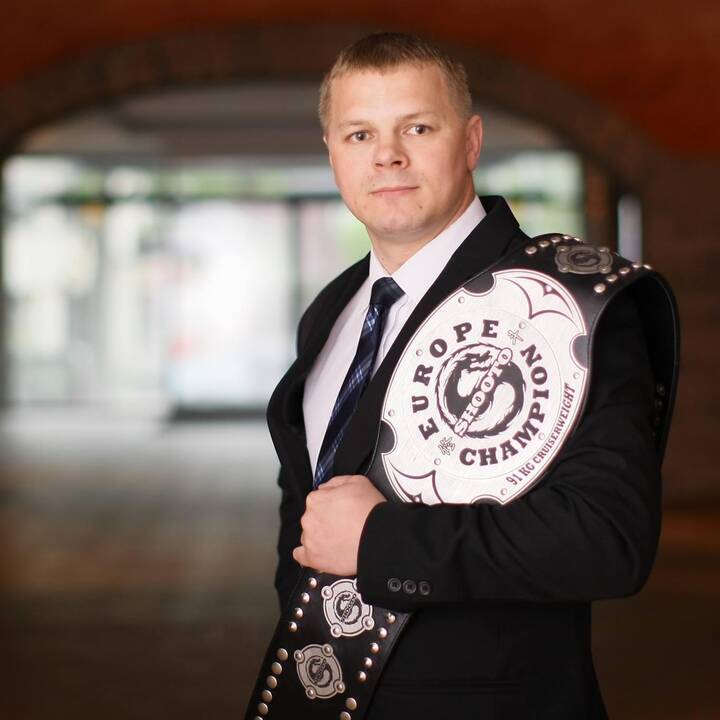 Premjerą nokautavęs K. Smirnovas palieka graplingo federaciją