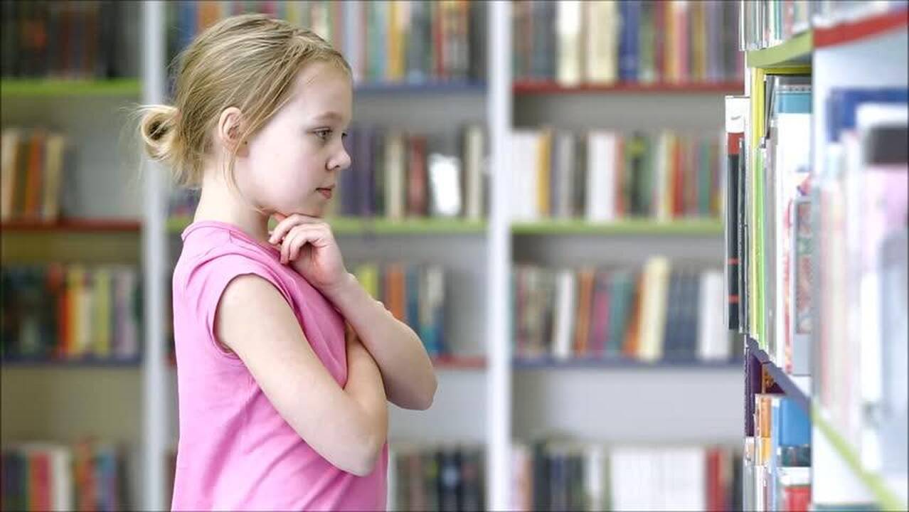 „Metų knygos“ rinkimai: nepatogios G. Morkūno temos vaikams