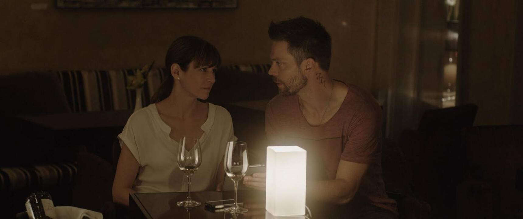 Filme „2 naktys iki ryto“ – modernus ir romantiškas Vilniaus paveikslas