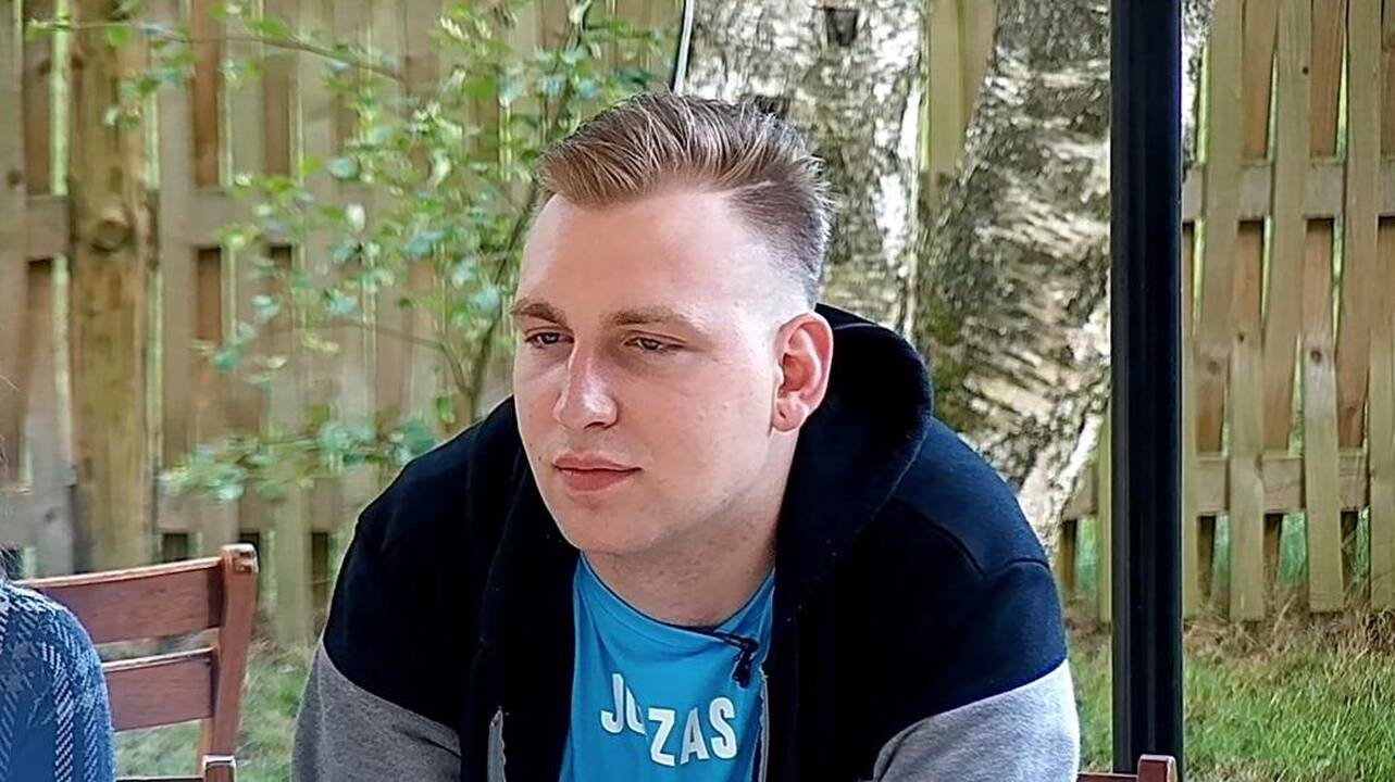 V. Cololo iškeikusiam „2 Barų“ dalyviui Juozui gresia pašalinimas