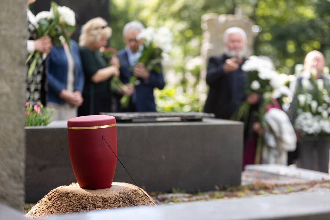 Aktorės A. Gregorauskaitės laidotuvės