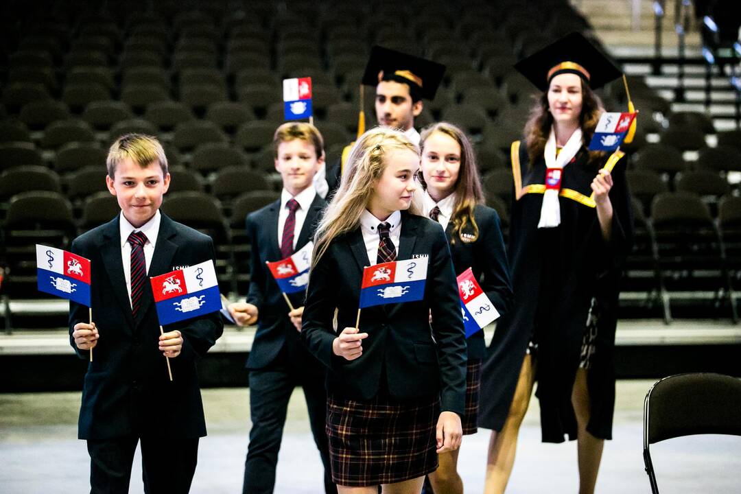 LSMU diplomų įteikimas