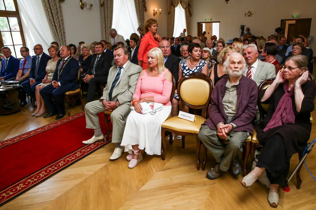 Valstybės gimtadienio šventė Raudondvaryje