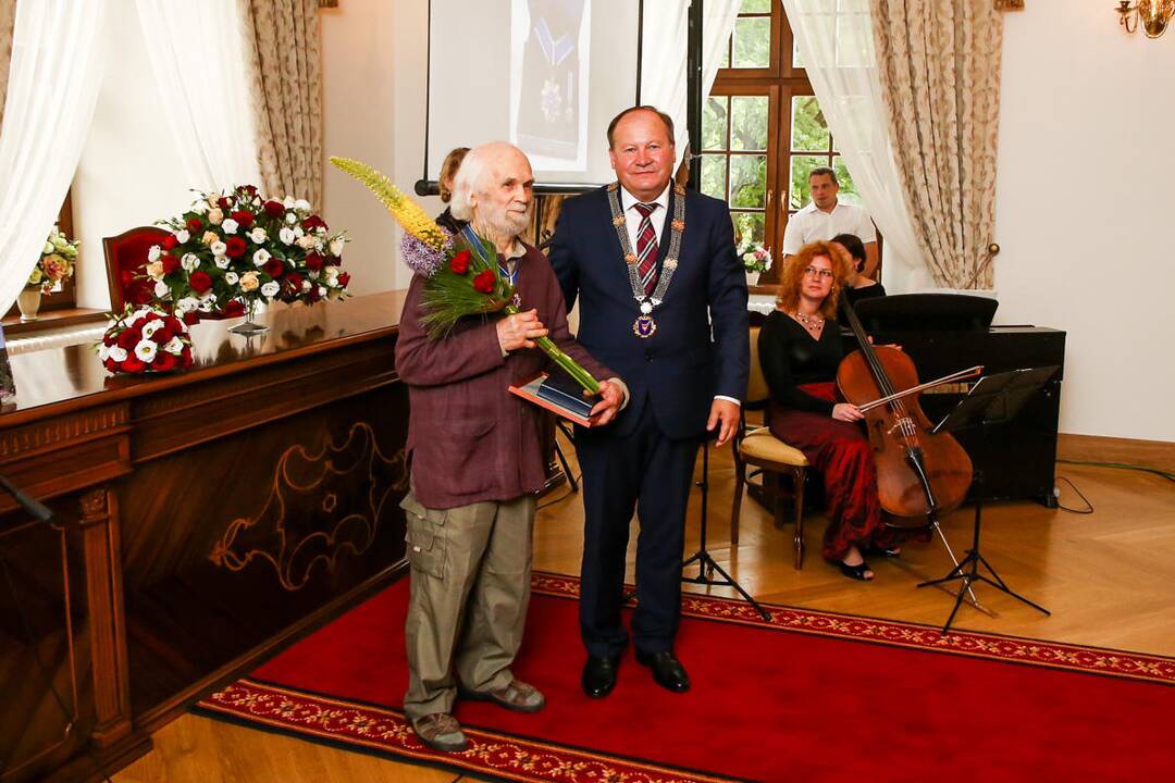 Valstybės gimtadienio šventė Raudondvaryje