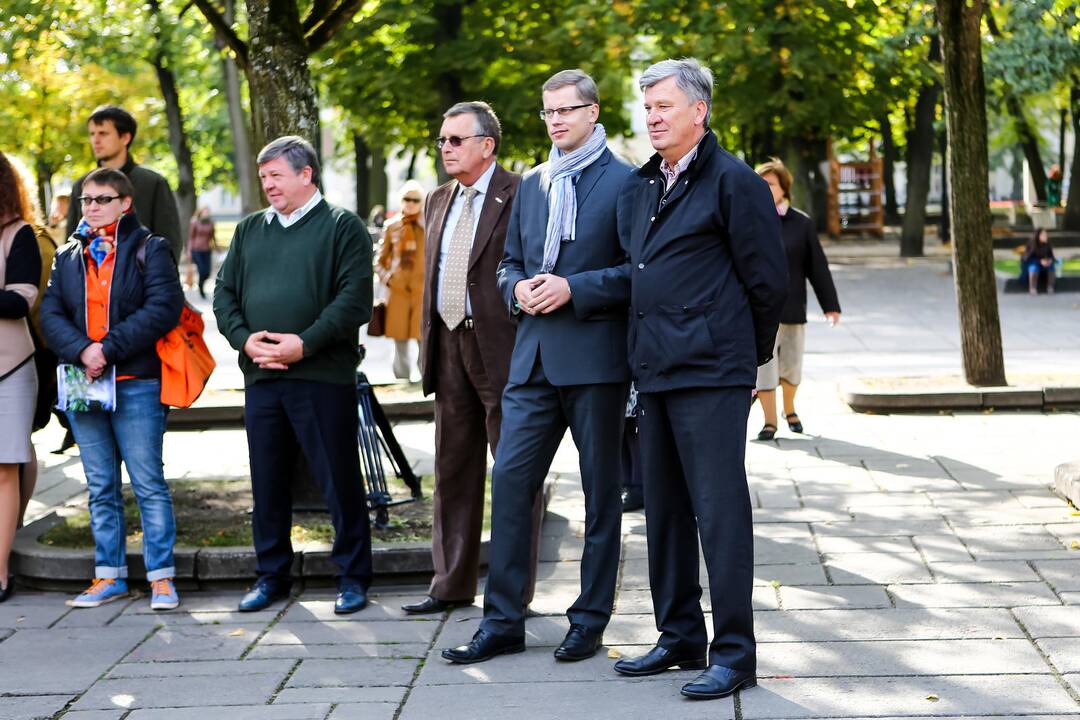 Kauno simfoninio orkestro pasirodymas Laisvės alėjoje