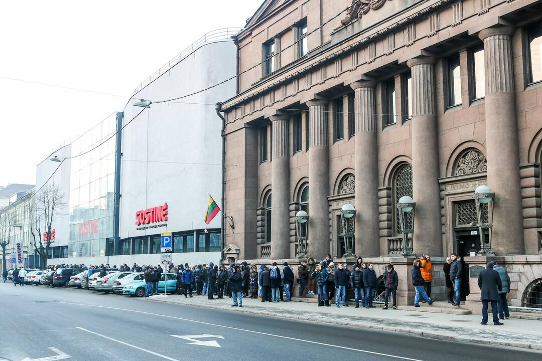 Eilė prie Lietuvos banko