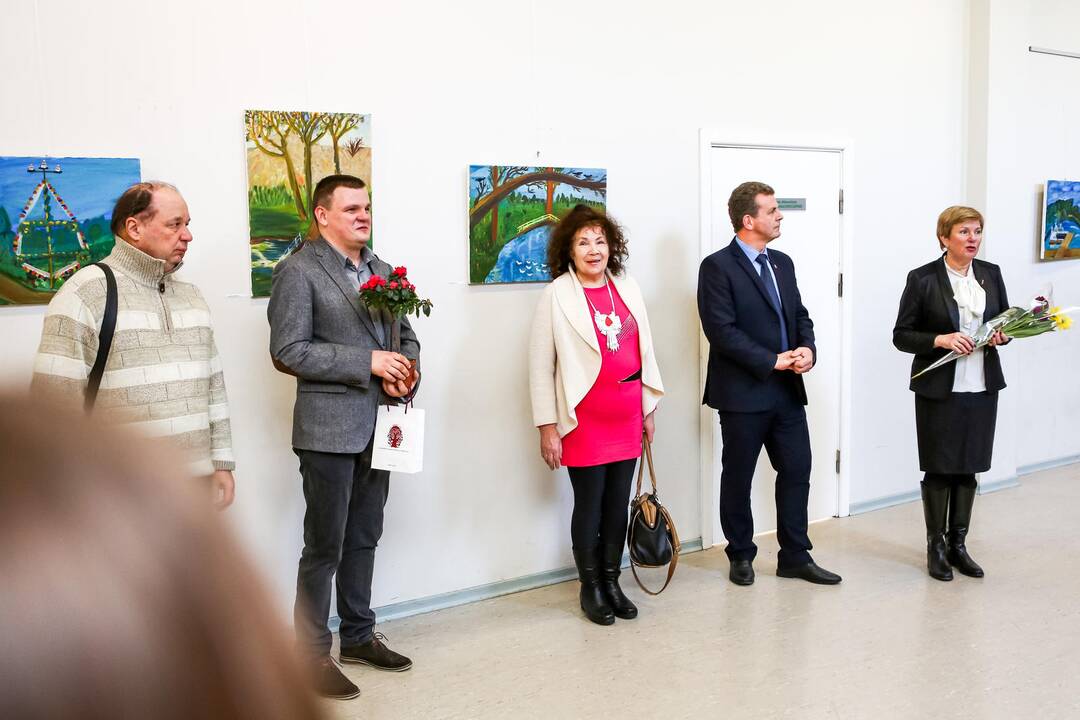 T. Makūno paroda Ugnės Karvelis gimnazijoje
