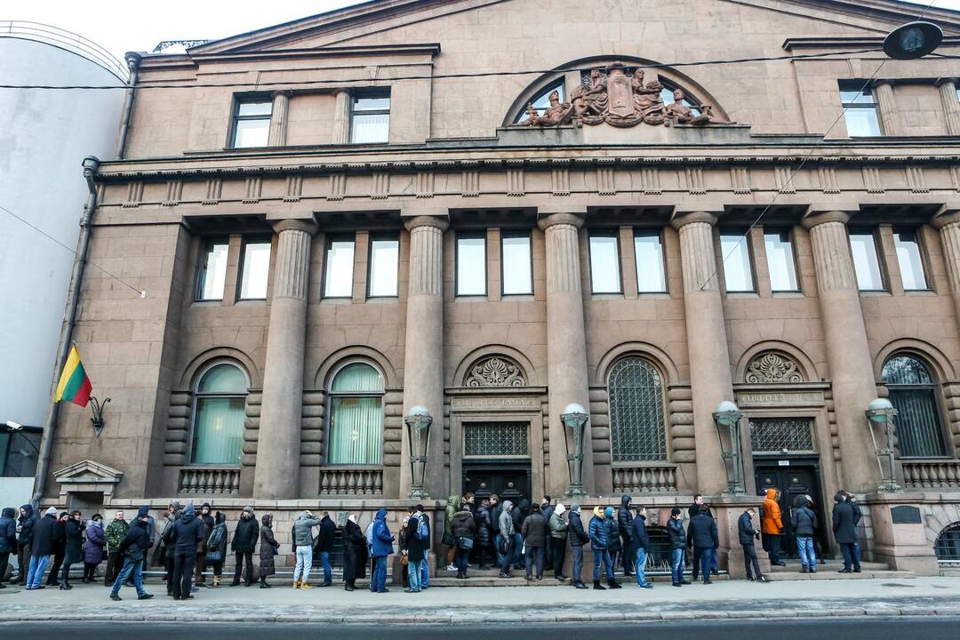 Eilė prie Lietuvos banko