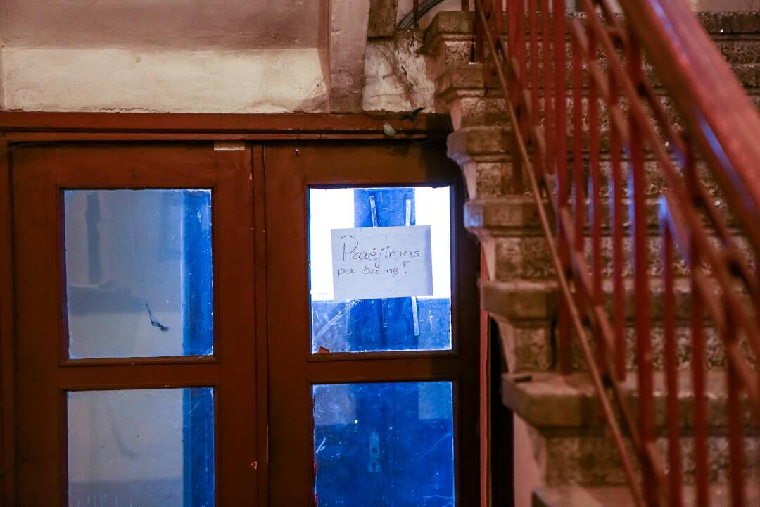 Legendinis namas atsisveikina su studentais