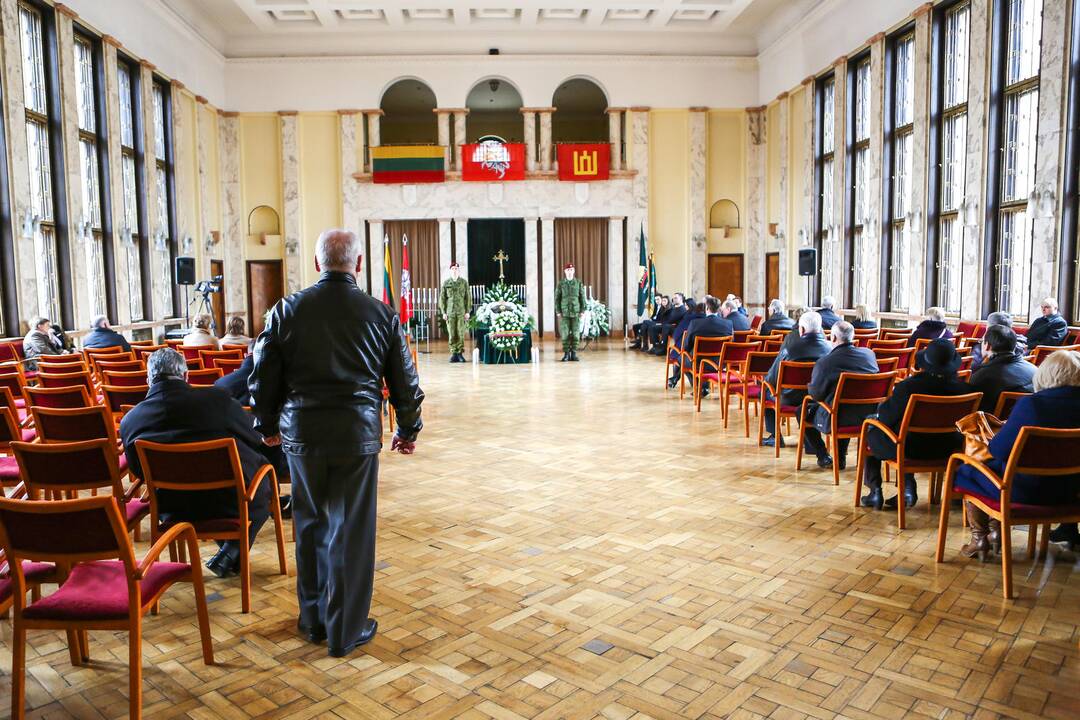Atsisveikinimas su A. Patacku Kauno karininkų ramovėje