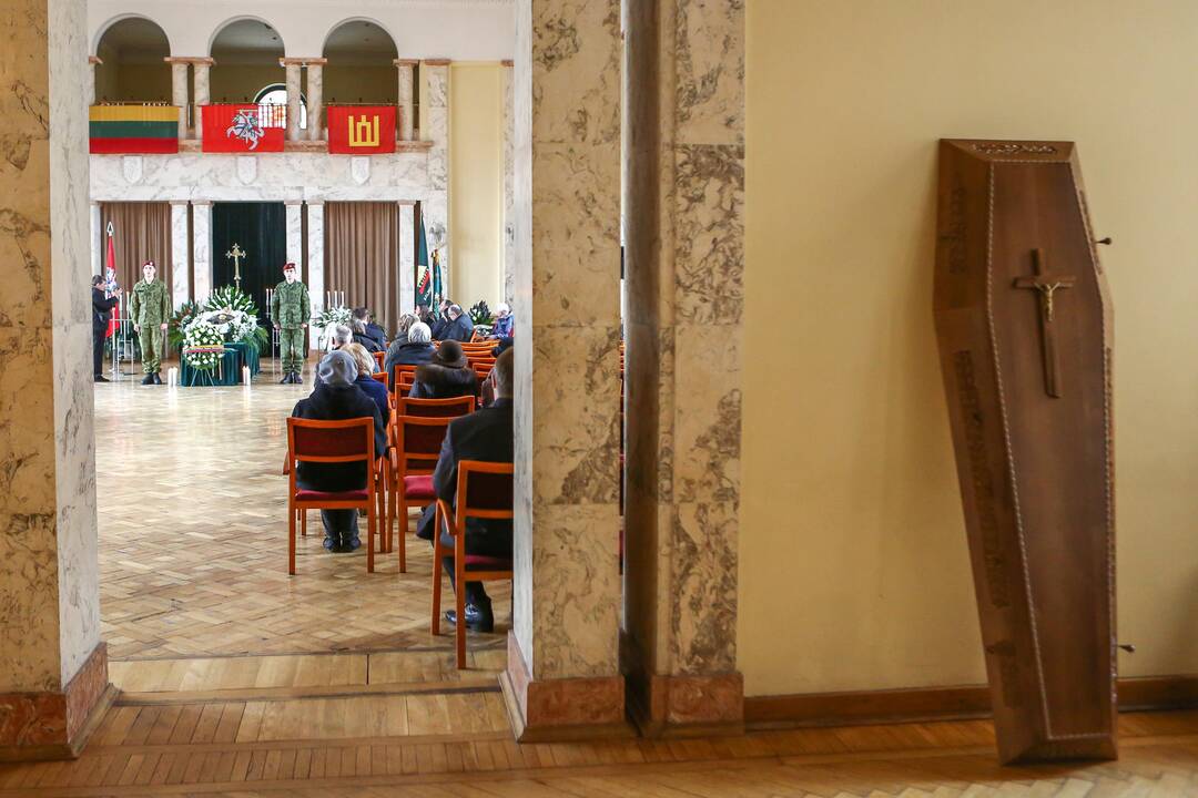 Atsisveikinimas su A. Patacku Kauno karininkų ramovėje