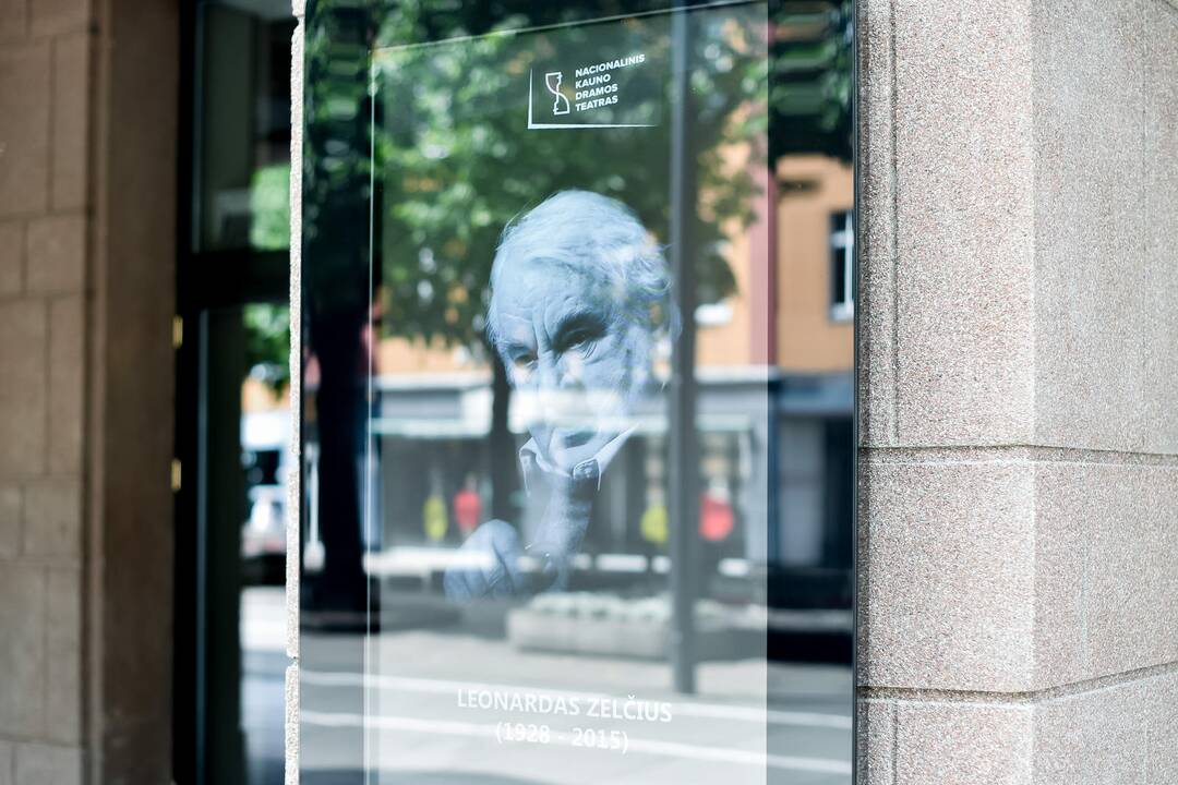 Atsisveikinimas su L. Zelčiumi Nacionaliniame Kauno dramos teatre