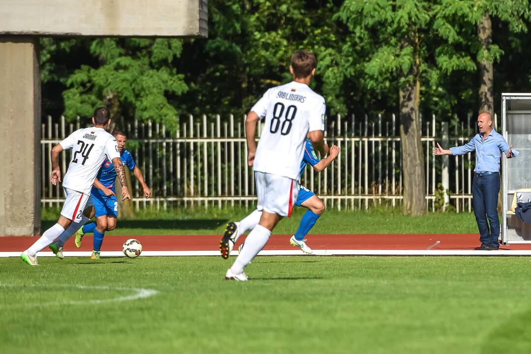 Futbolas: “Stumbras” – “Sūduva”