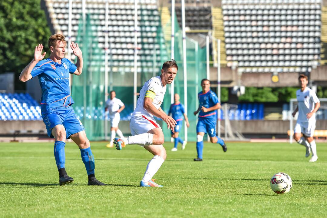 Futbolas: “Stumbras” – “Sūduva”