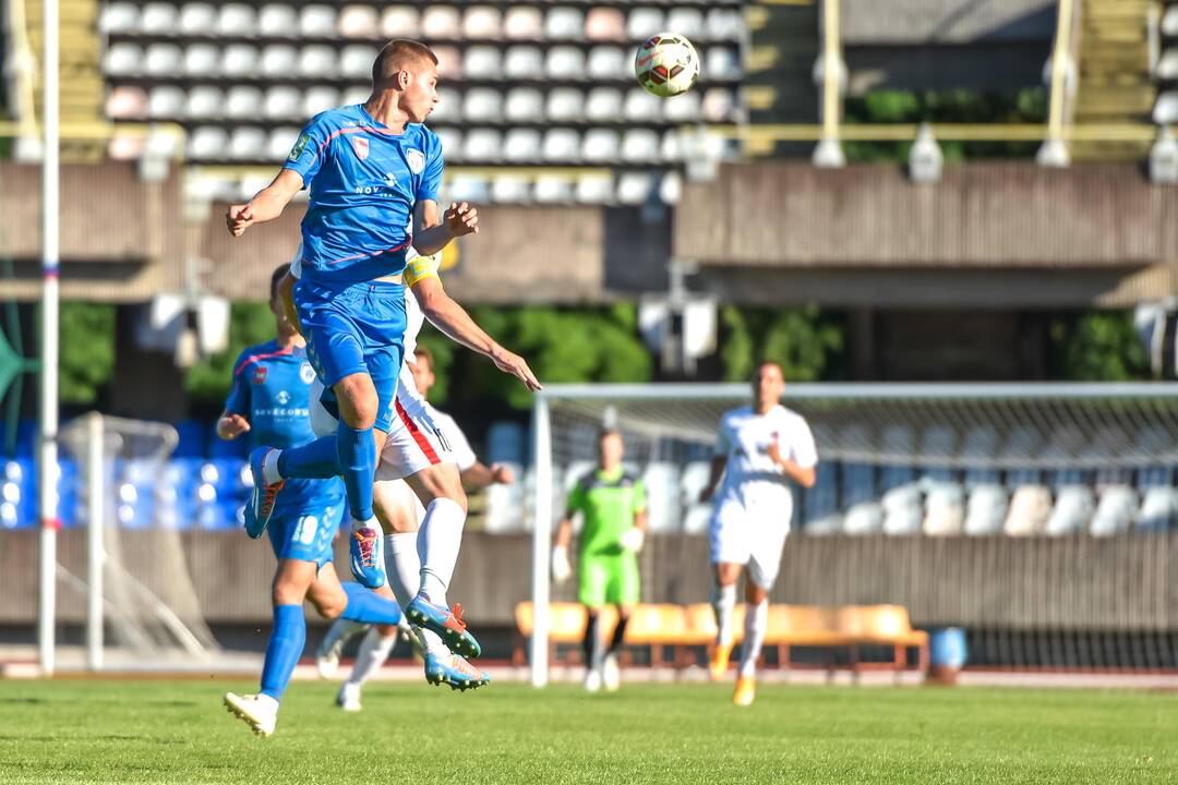 Futbolas: “Stumbras” – “Sūduva”