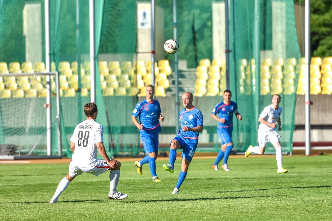 Futbolas: “Stumbras” – “Sūduva”