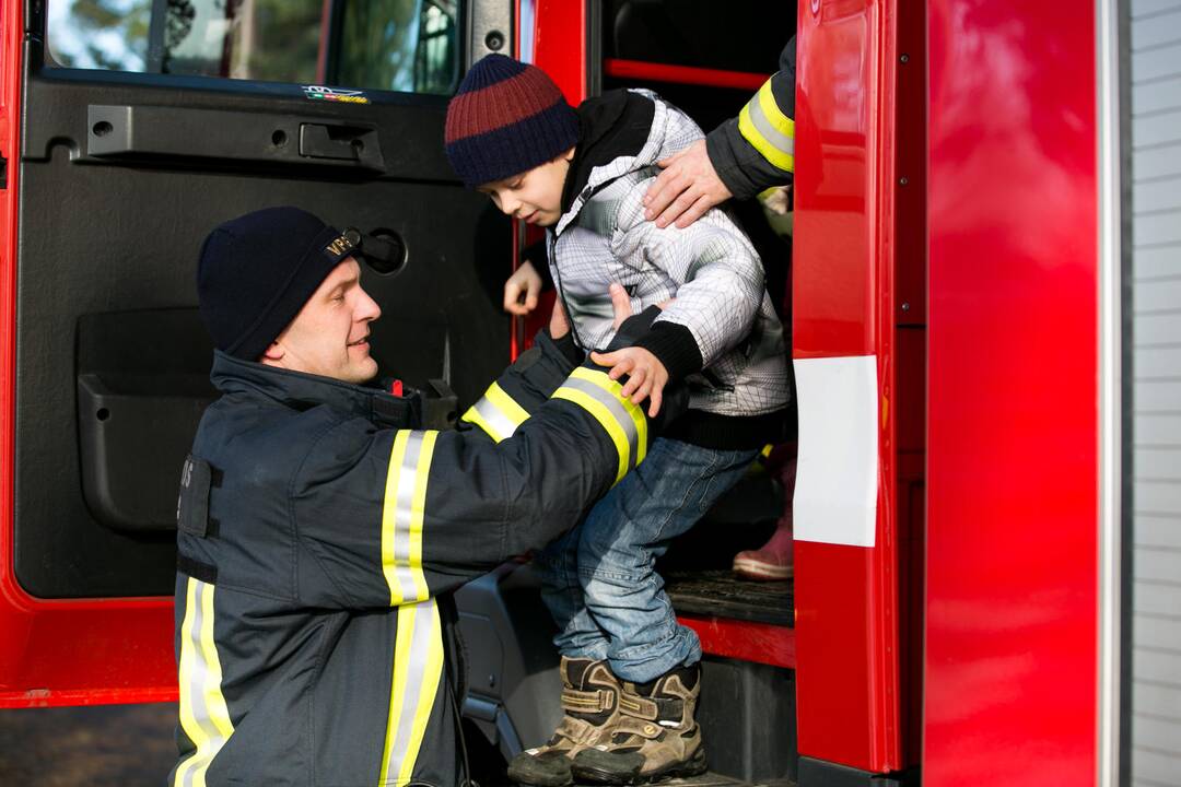 Inkilų kėlimo akcija „Pelėdžiukas 2014”