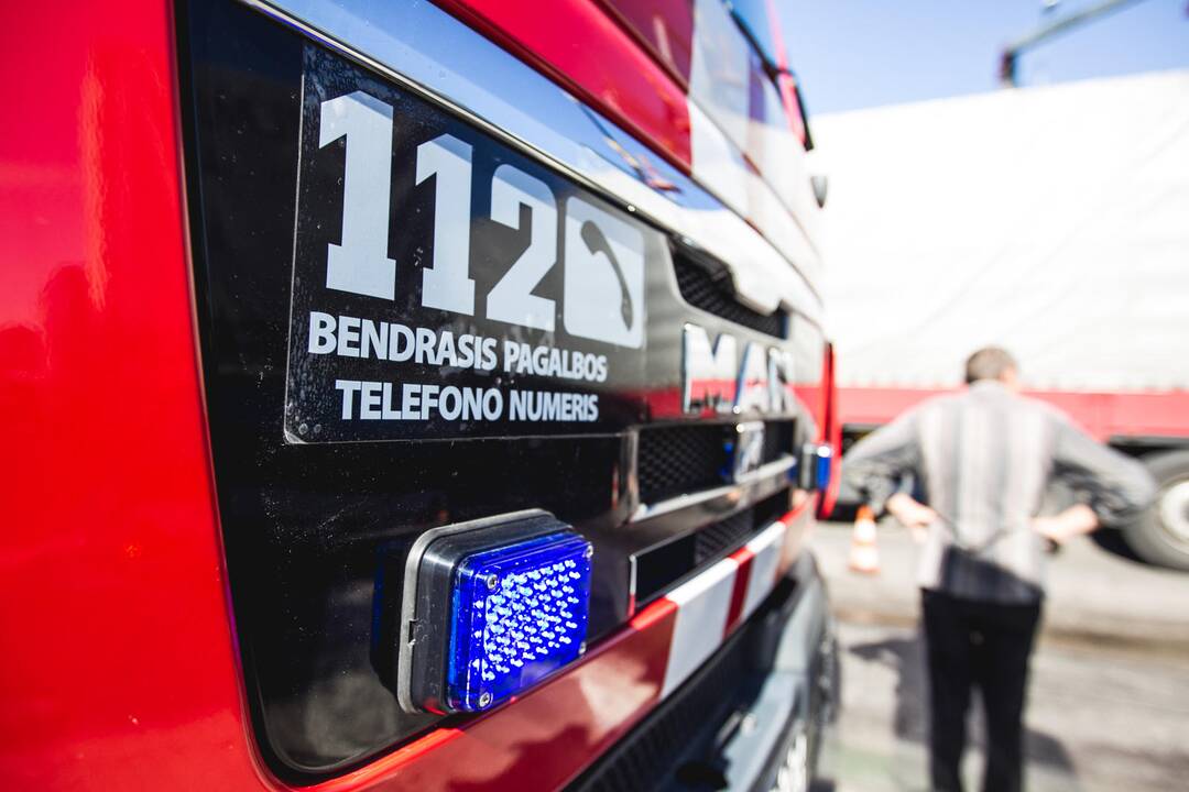 Ramučiuose per "Audi" ir vilkiko avariją sužeisti du žmonės