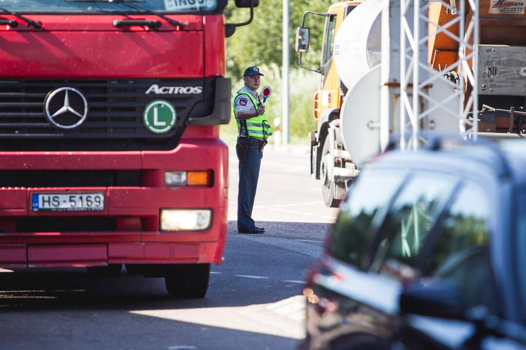 Ramučiuose per "Audi" ir vilkiko avariją sužeisti du žmonės