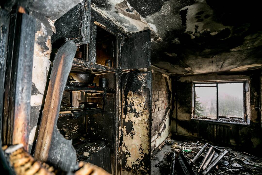 Kauno daugiabutyje per gaisrą žuvo 60-metis vyras