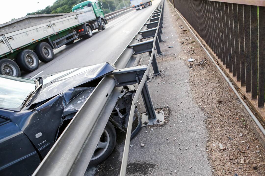Avarija autostradoje sutrikdė eismą