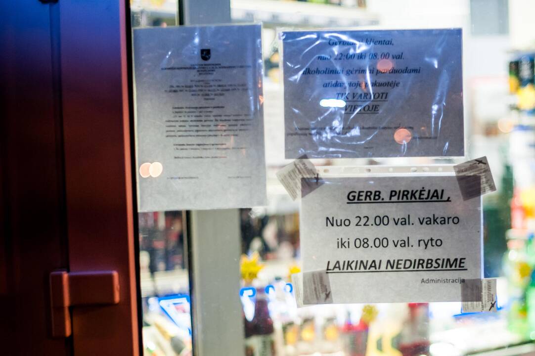 Netekę leidimo naktį prekiauti alkoholiu daugelis barų tuomet visai nebedirba