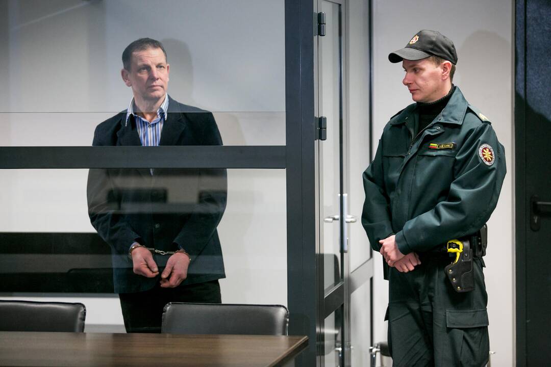 Žvėrišku nužudymu kaltintas H. Daktaro pusbrolis už grotų nesės