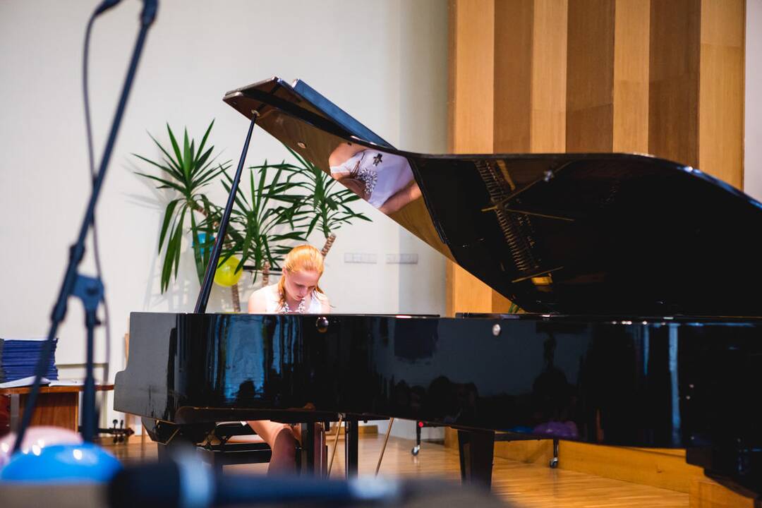 A. Kačanausko muzikos mokykla išlydėjo 42-ąją mokinių laidą