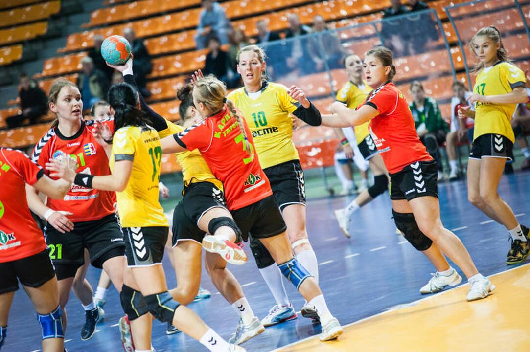 Europos taurės moterų rankinio varžybos ACME "Žalgiris" - HC "Karpatai"