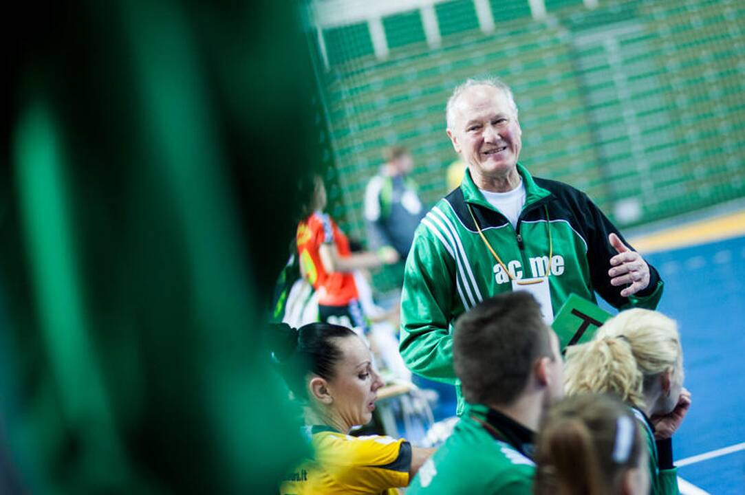 Europos taurės moterų rankinio varžybos ACME "Žalgiris" - HC "Karpatai"