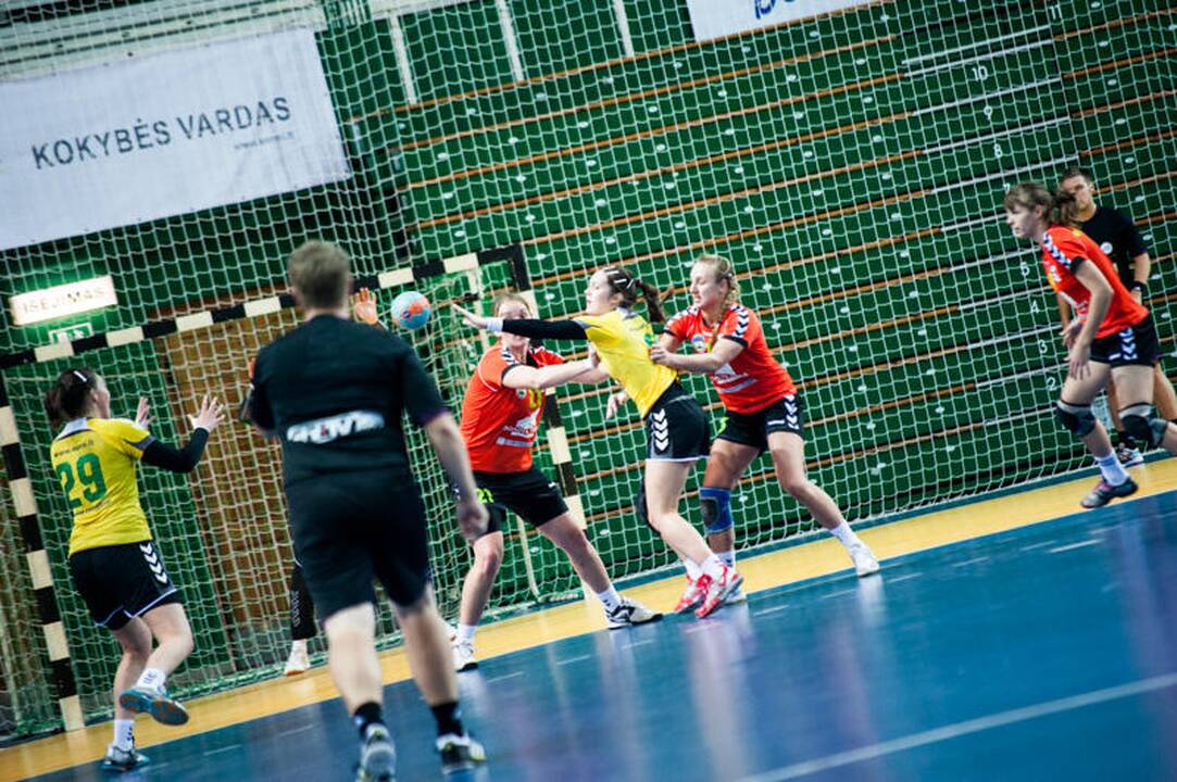 Europos taurės moterų rankinio varžybos ACME "Žalgiris" - HC "Karpatai"