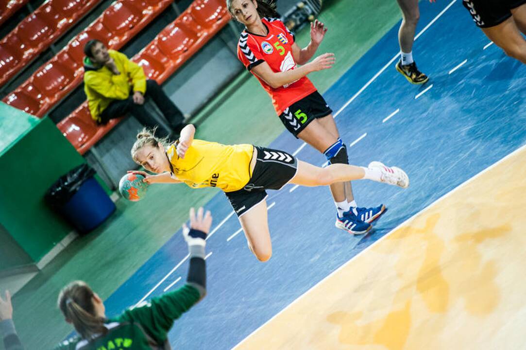 Europos taurės moterų rankinio varžybos ACME "Žalgiris" - HC "Karpatai"