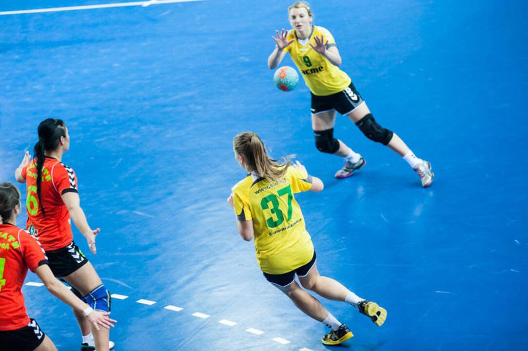 Europos taurės moterų rankinio varžybos ACME "Žalgiris" - HC "Karpatai"