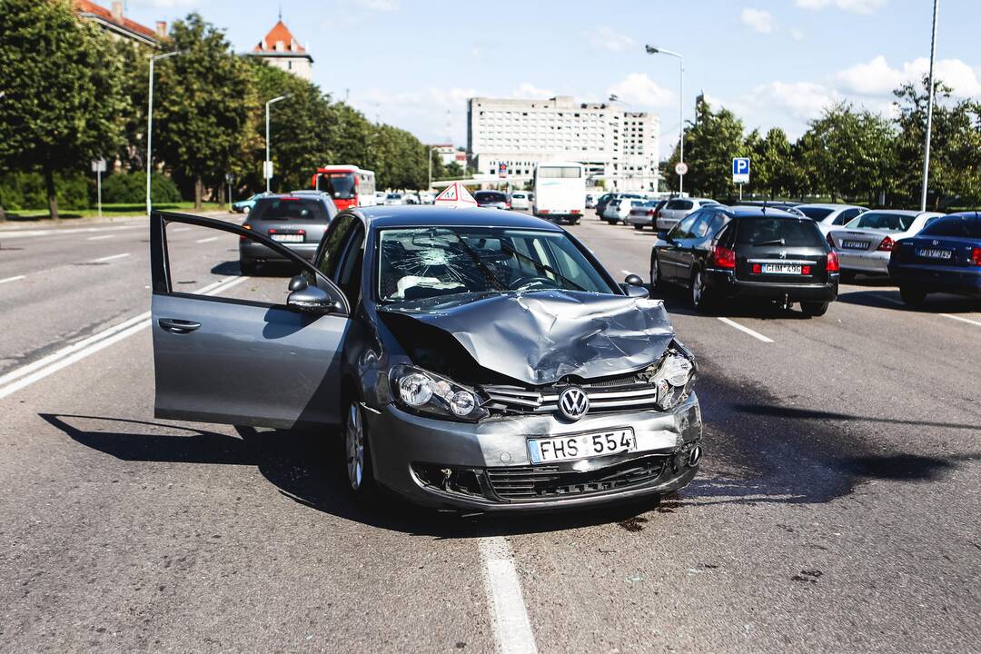 Avarija Karaliaus Mindaugo prospekte